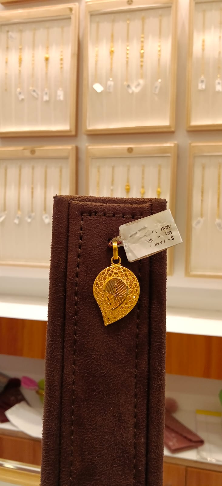 Single Hook Dollar